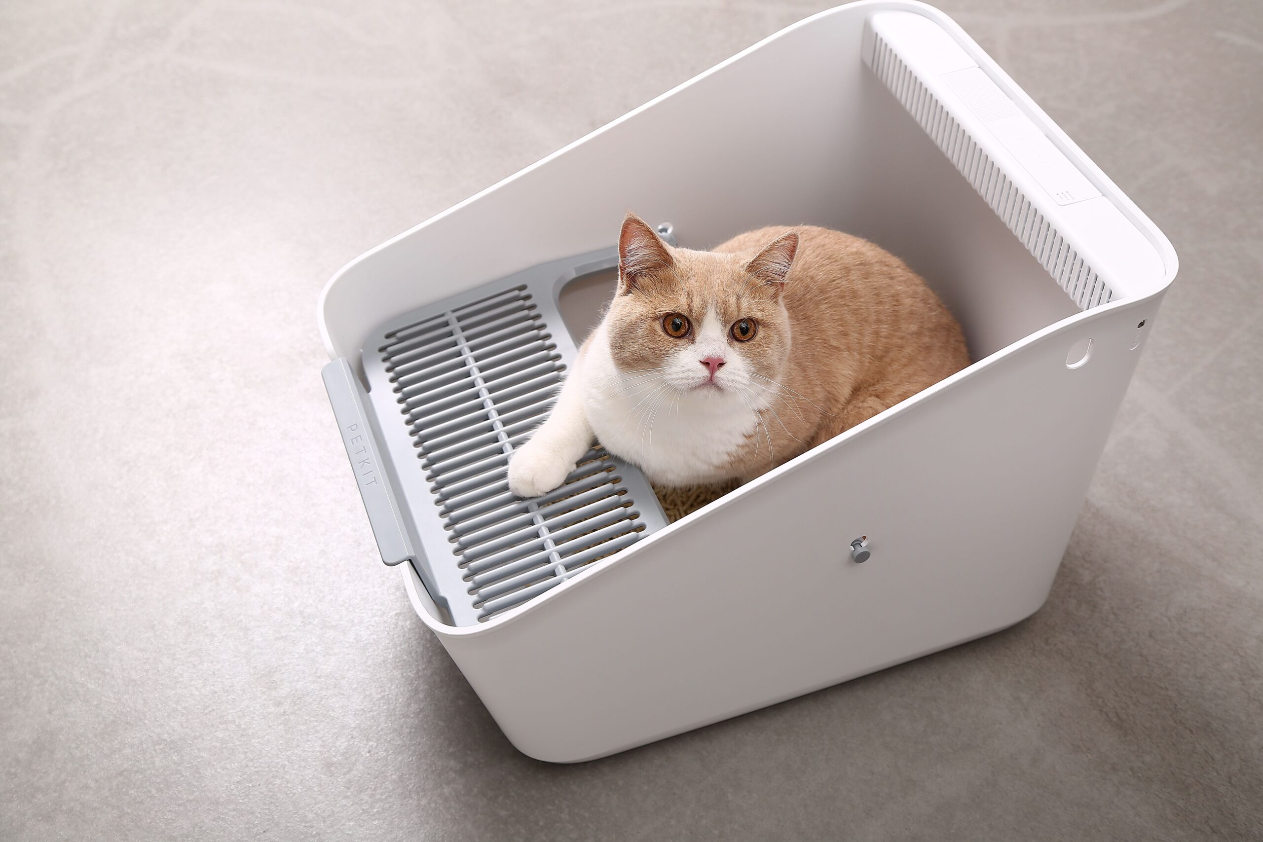 Savic Plan Store -Savic Plan Store Pura Cat Litter Tray With Pura Air Included 2 scaled 1